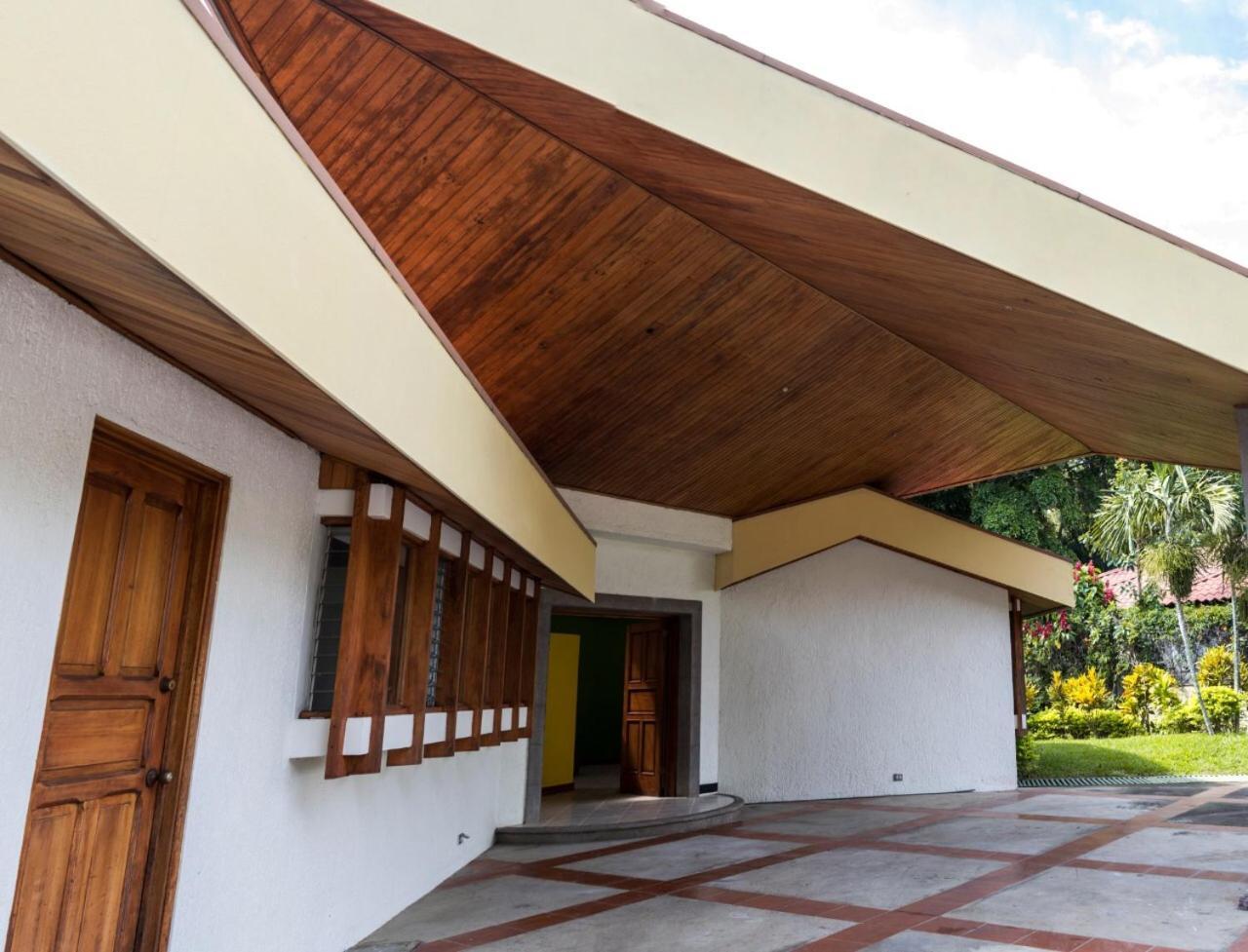 La Casa De Cariari Al Golf Bed & Breakfast Heredia Exterior photo