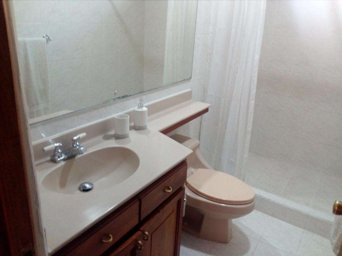 La Casa De Cariari Al Golf Bed & Breakfast Heredia Exterior photo